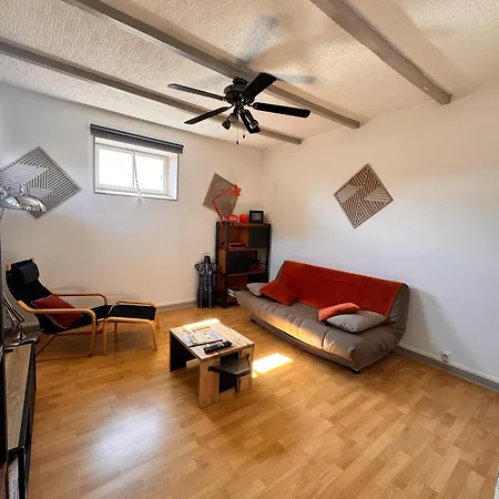 Au Champagne Jean Milan Oger